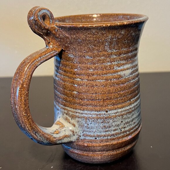 Handcrafted Hand-Thrown Studio Art Pottery Mug ~ Artist Signed, Sally Guger - Picture 7 of 11